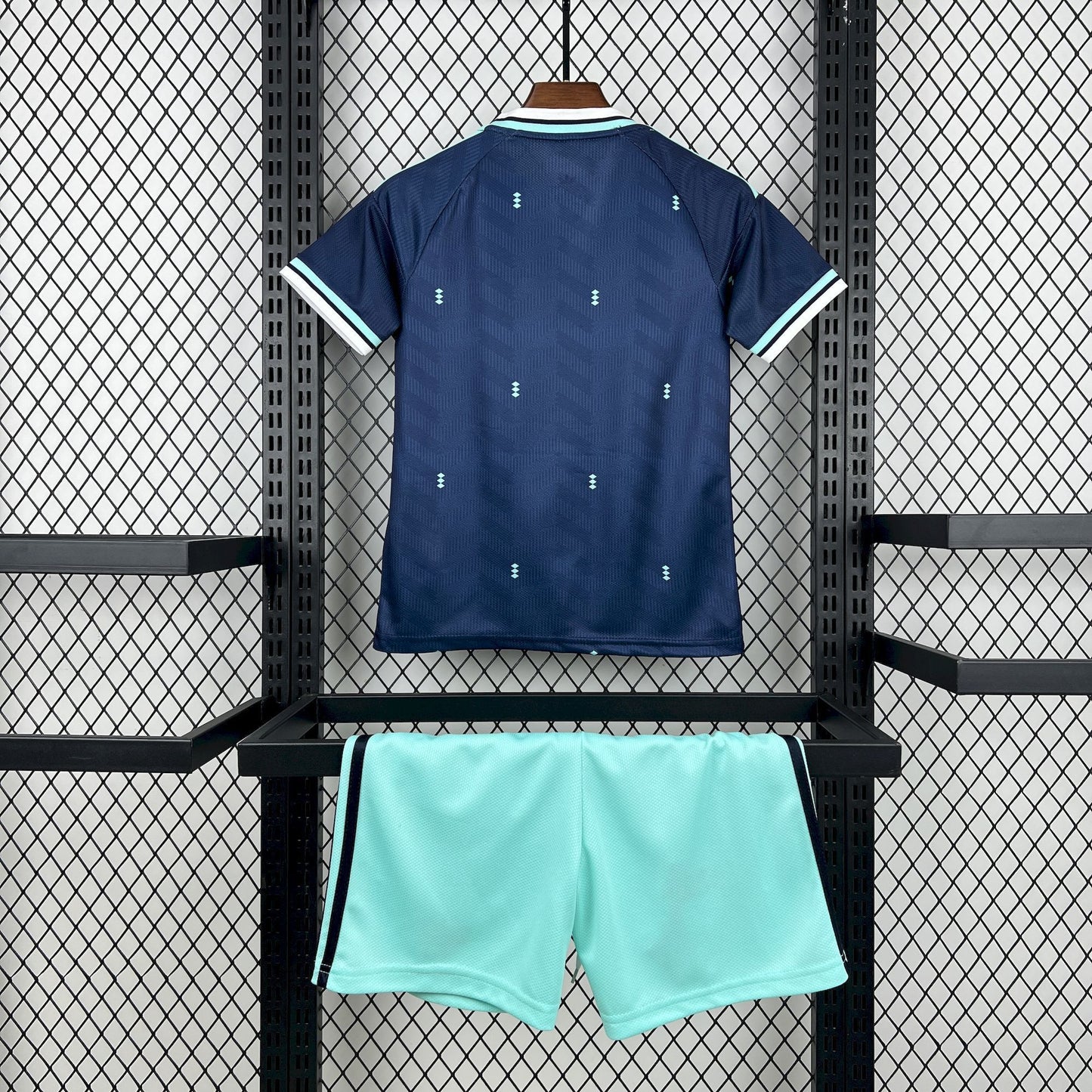 2026 Uniforme Alemania Visita Niños