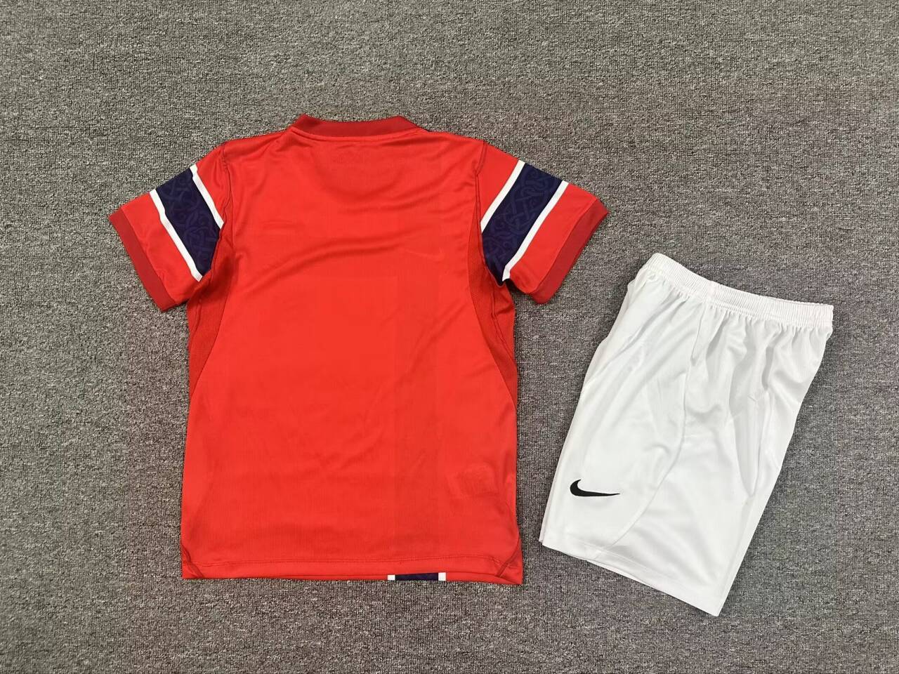 2026 Uniforme Noruega Casa Niños
