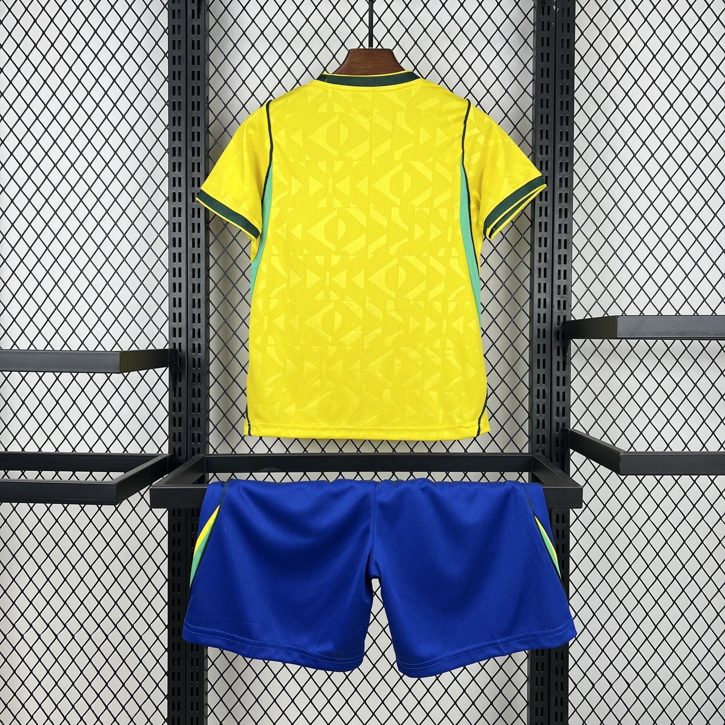 2026 Uniforme Brasil Casa Niños