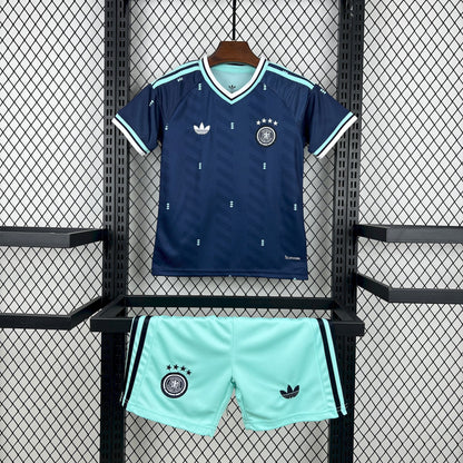 2026 Uniforme Alemania Visita Niños