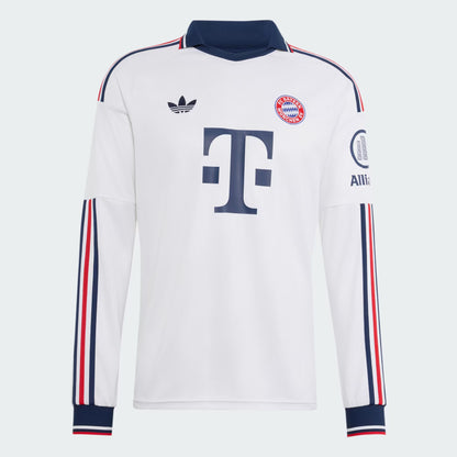 26-27 Camiseta Bayern Visita Fan Version Manga Larga