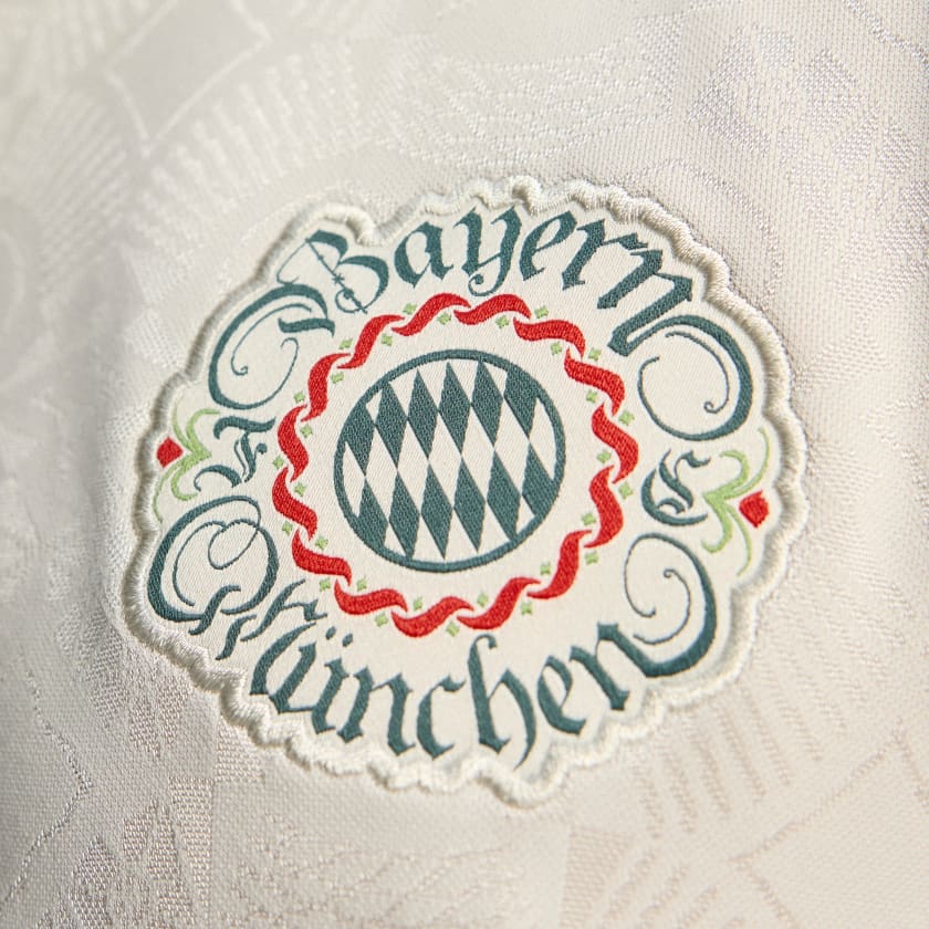 25-26 Camiseta Bayern Special Oktoberfest Edition Fan Version