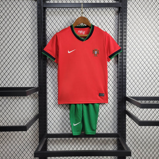 2024 Uniforme Portugal Casa Niños