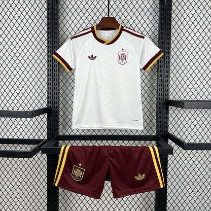 2026 Uniforme España Visita Niños